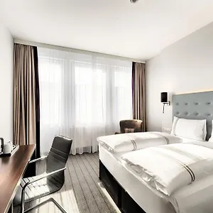 3* Szálloda Premier Ost